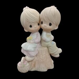 Precious Moments Porcelain Figurine Love One Another 1978 Enesco E-1376
